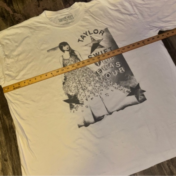 Taylor Swift Eras Tour T Shirt “Distressed” Tour Dates Unisex Size 3XL NEW - Picture 7 of 10